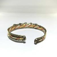 Metal Bracelet With Five Stones