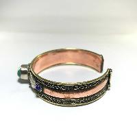 Metal Bracelet With Stone Setting