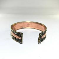 Metal Bracelet With Stone Setting