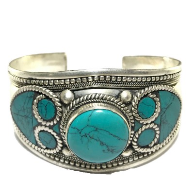 Metal Bracelet With Stone Setting