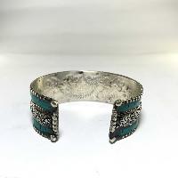 Metal Bracelet With [stone Setting] And Siku