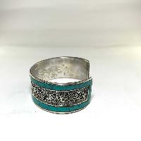 Metal Bracelet With [stone Setting] And Siku