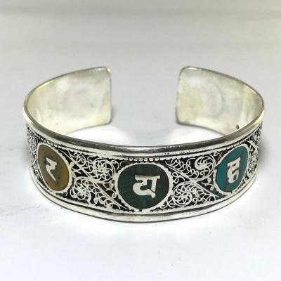 Metal Bracelet With Om Mani Padme Hum