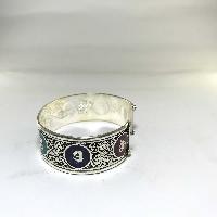 Metal Bracelet With Om Mani Padme Hum