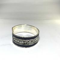 Metal Bracelet With Stone Setting