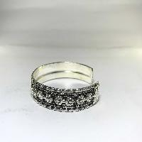 White Metal Bracelet With Dorje Design