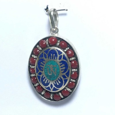White Metal Om Flower Pendant With Stone Setting
