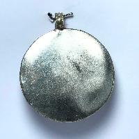 Metal Metal Pendant With Stone Setting