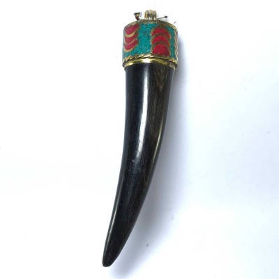 Metal Tiger Teeth Pendant