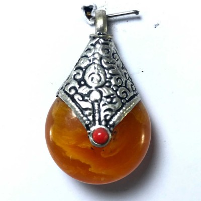 Metal Pendant With Imitation Stone