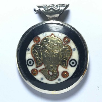 Metal Double Side [buddha Eye, Ganesh] Pendant With [stone Setting]