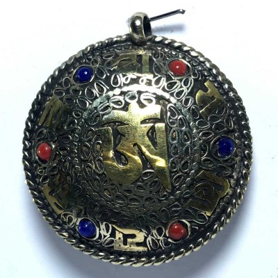 Metal Double Side [om And Double Dorje] Pendant With [stone Setting]