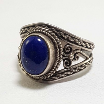 Nepali Silver Ring With Lapis Lazuli