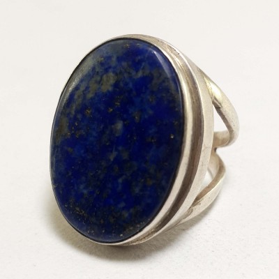 Nepali Silver Ring With Lapis Lazuli