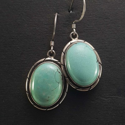 Old Tibetan Turquoise Earrings [pair]