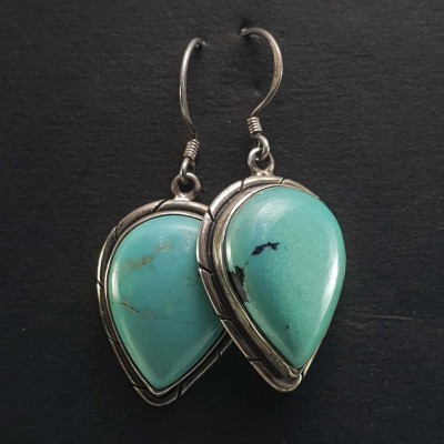Old Tibetan Turquoise Earrings [pair]