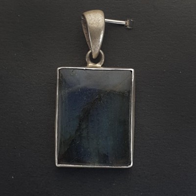 Labradorite Silver Pendant
