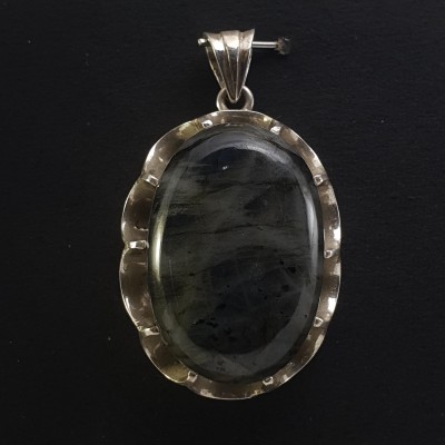 Labradorite Silver Pendant