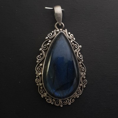 Labradorite Silver Pendant