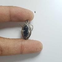 Silver Earrings With [real Onyx Stone]