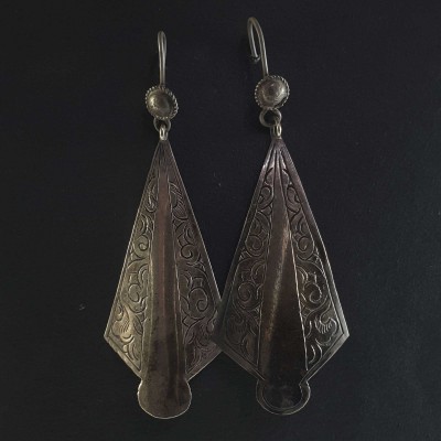 Silver Earrings With []