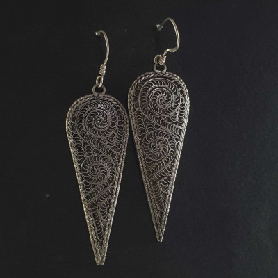 Silver Earrings With []