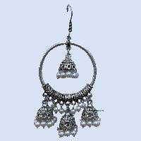 Metal Earring [round Shape], White