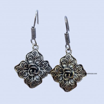 Metal Earring [flower Design]