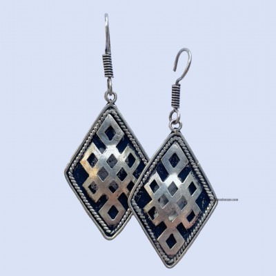 Metal Earring [],black