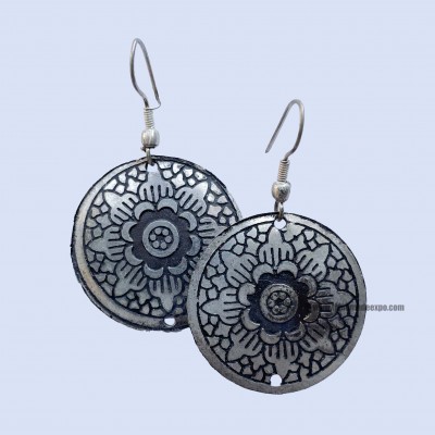 Metal Earrings [round Shape Flower]