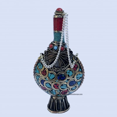 Unique Collectible Snuff Bottle, Nars Dani, With [metal Setting]