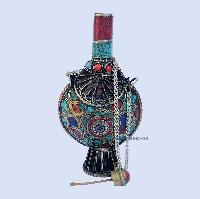 Unique Collectible Snuff Bottle, Nars Dani, With [metal Setting]