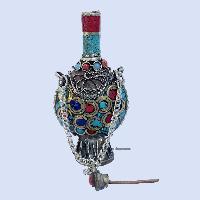 Unique Collectible Snuff Bottle, Nars Dani, With [metal Setting]