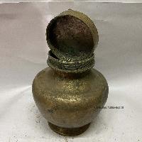 Antique Kamandalu, Vessel