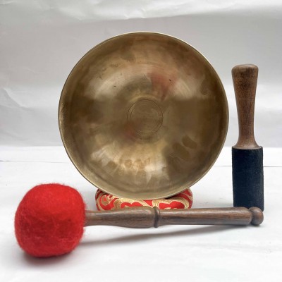 Buddhist Hand Beaten [jambati] Singing Bowl, With Plain, [select Accessories]