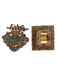 [master Quality], Ghau Box, With Green Tara, Naga Kanya And [amitabha Buddha And Kalachakra Mantra Inside], Siku Design, Gold Plated, Turquoise, Coral And Lapis
