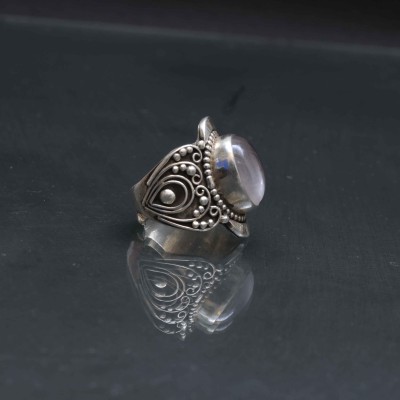 Designer Silver Jewellery With Rose Quartz Pearl Cream Gangster (us Size 8)