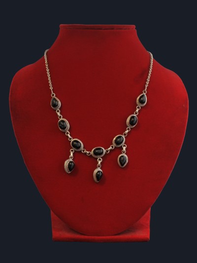 Designer Silver Necklace Of Black Seven Stone Design (multilayer Black Star)