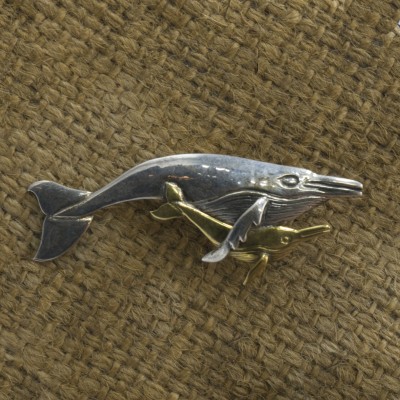 Classic Sterling Silver Dolphin Design Brooch