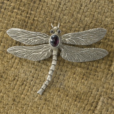 Classic Sterling Silver Dragonfly Design Etched Brooch, [stone Setting]