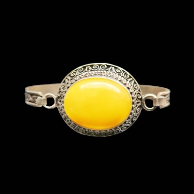 92.5 Sterling Silver Bracelet With Yellow Coloured Big Size [stone Setting], Amber