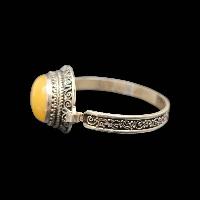 92.5 Sterling Silver Bracelet With Yellow Coloured Big Size [stone Setting], Amber