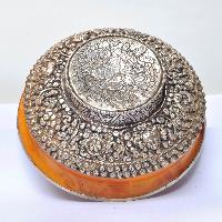Silver Cup With Emitted [amber] Offering Bowls, [silver Carving] Offering Bowls