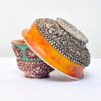 Silver Cup With Emitted [amber] Offering Bowls, [silver Carving] Offering Bowls
