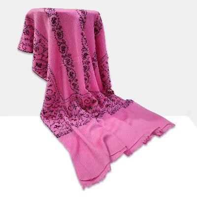 Ring Shawl, A Thin, Soft, And Light Shawl For All-weather Use, Two-ply Wool, With Detailed Embroidery