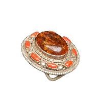 [belt Buckle] Of Silver With [amber]